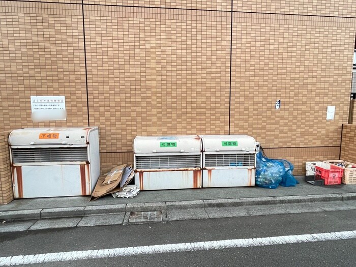 物件外観写真6　(建物設備)