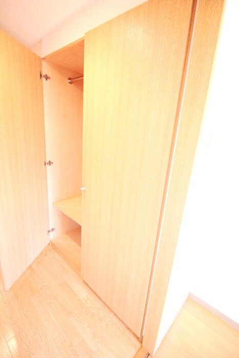 物件内観写真10　(収納)