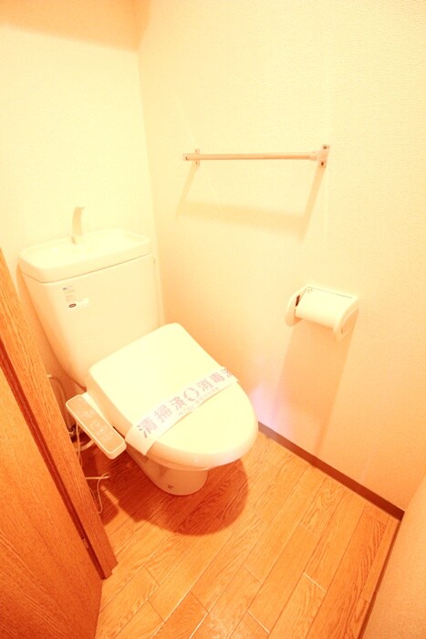 物件内観写真12　(トイレ)