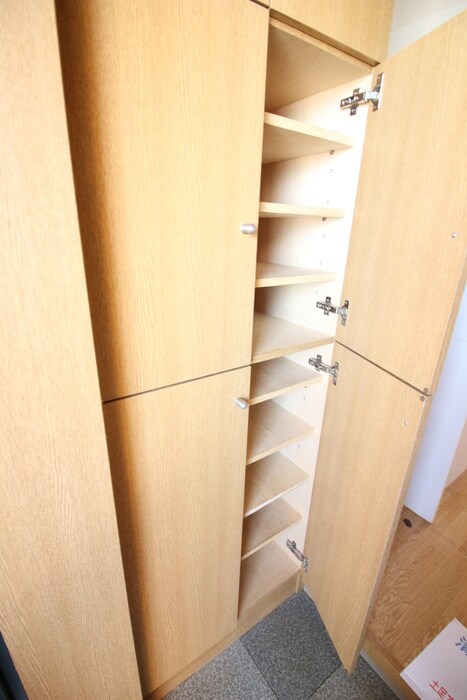 物件内観写真19　(靴箱)