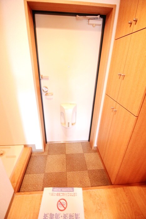 物件内観写真20　(玄関)