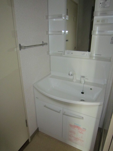 物件内観写真9　(洗面)