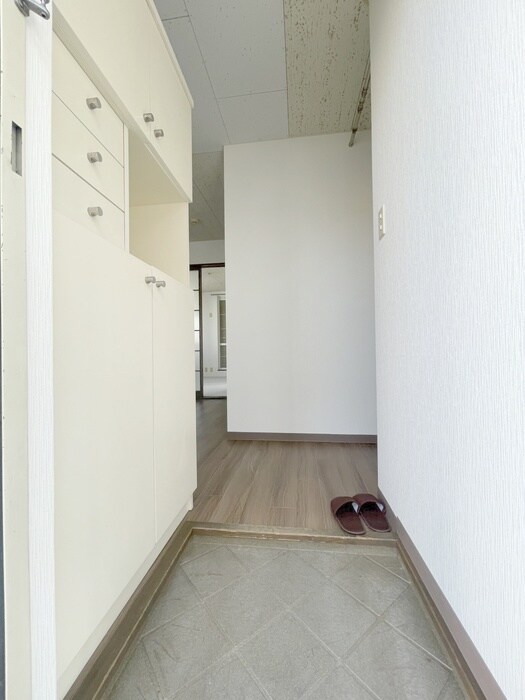 物件内観写真20　(玄関)