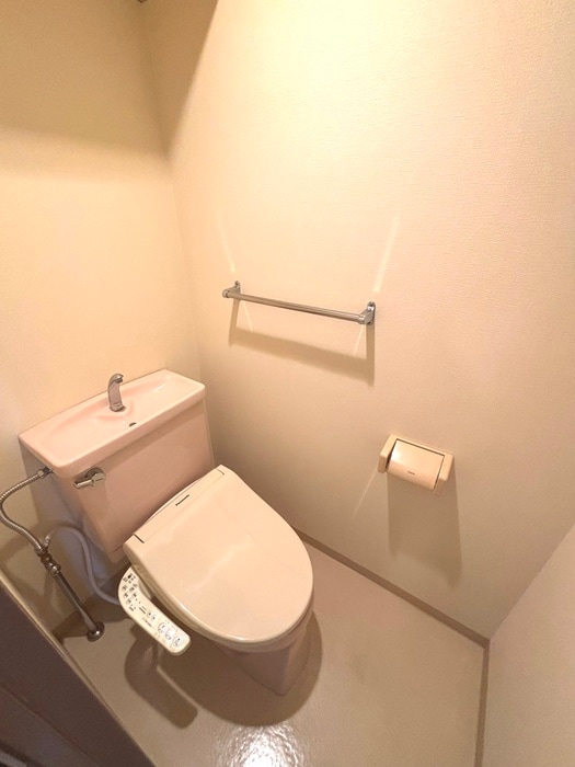 物件内観写真14　(トイレ)