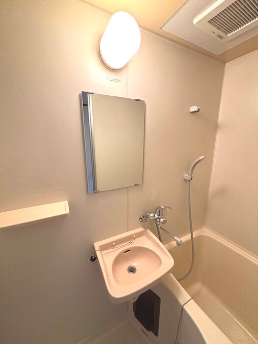 物件内観写真15　(洗面)