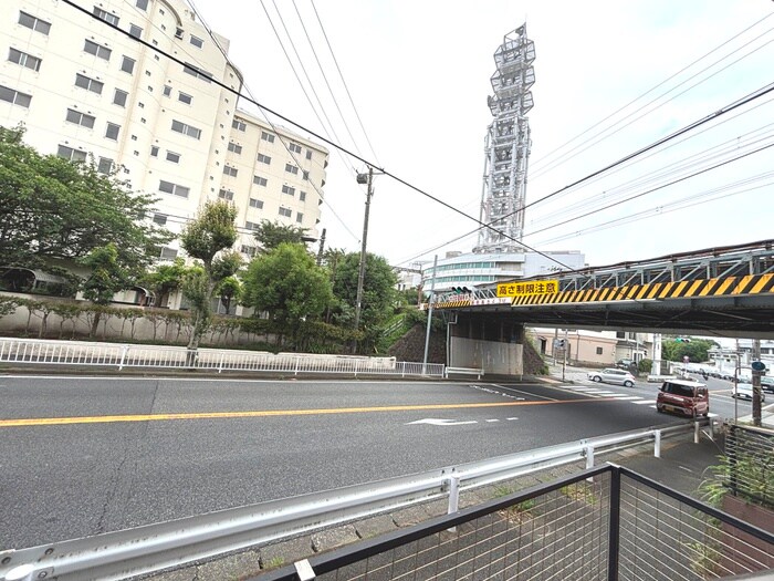 物件内観写真17　(室内からの展望)