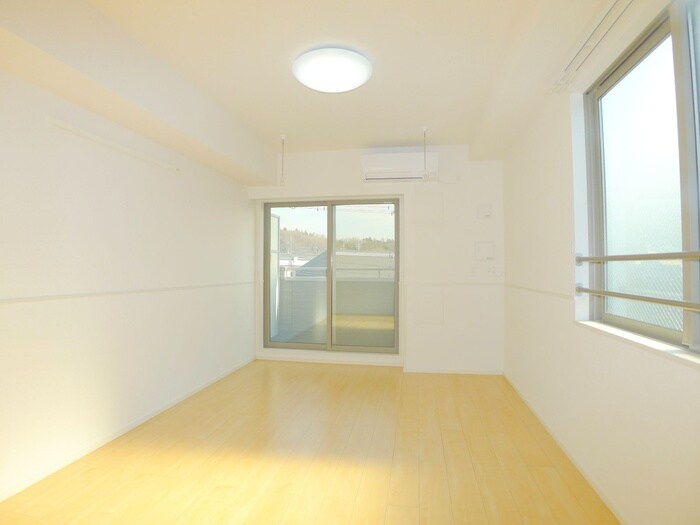 物件内観写真8　(ベランダ・バルコニー)