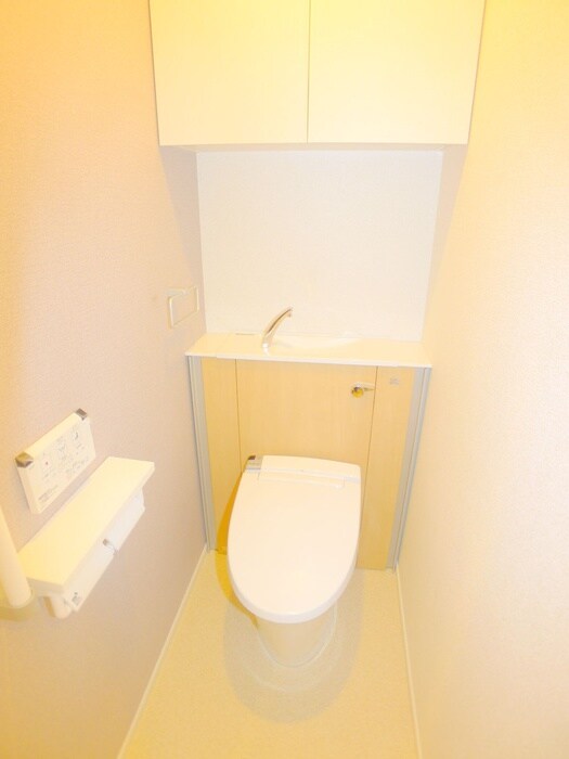 物件内観写真17　(トイレ)