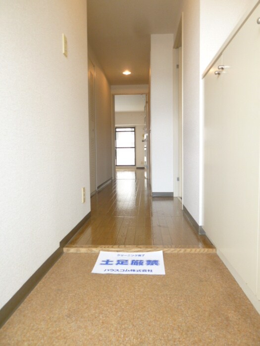 物件内観写真7　(廊下)