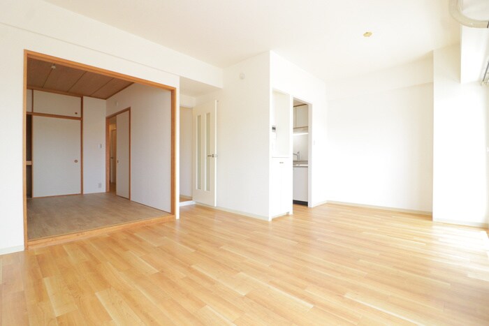 物件内観写真7　(居室)