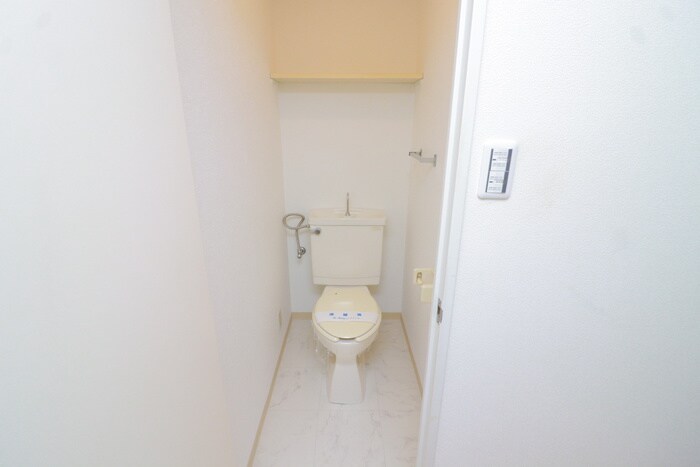 物件内観写真10　(トイレ)