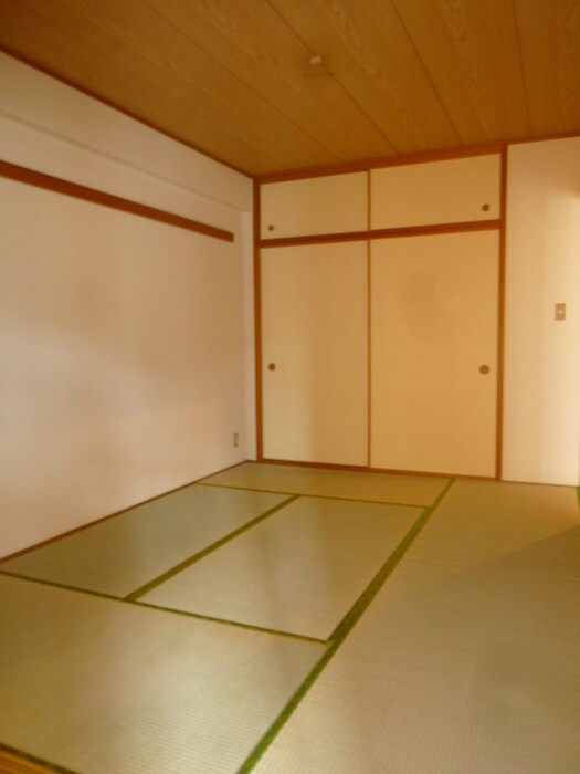 物件内観写真16　(居室)