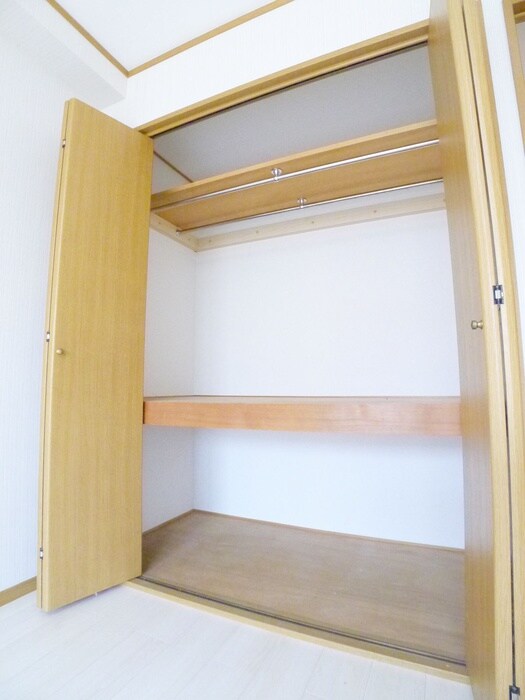 物件内観写真11　(収納)