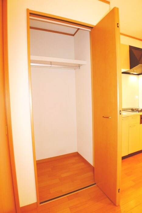 物件内観写真10　(収納)