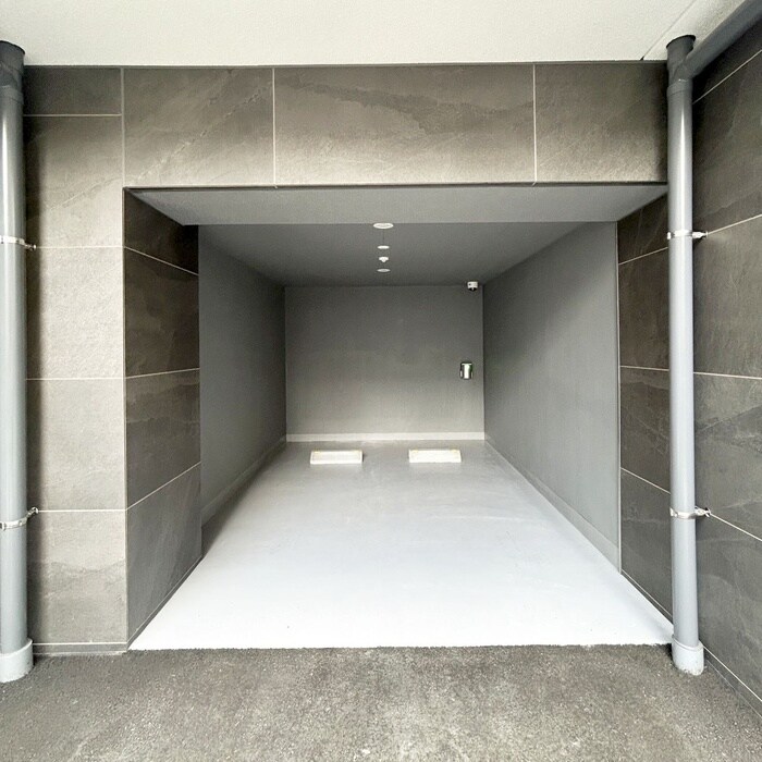 物件外観写真6　(駐車場)