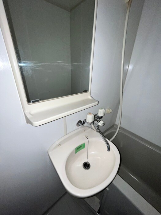 物件内観写真11　(洗面)