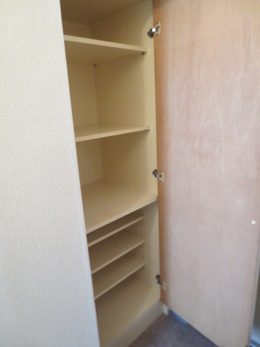 物件内観写真14　(靴箱)