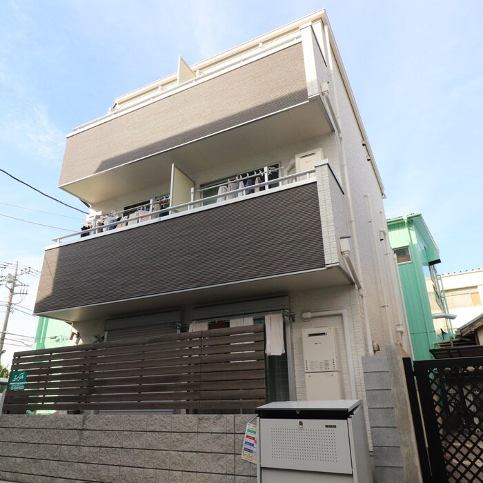 物件外観写真1　(外観写真)