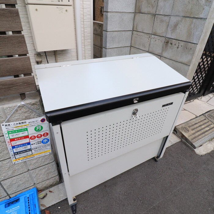 物件外観写真4　(建物設備)