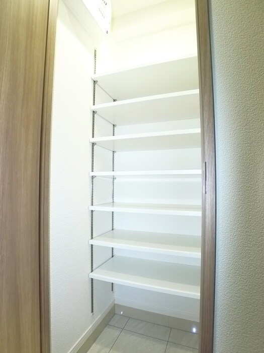 物件内観写真20　(靴箱)