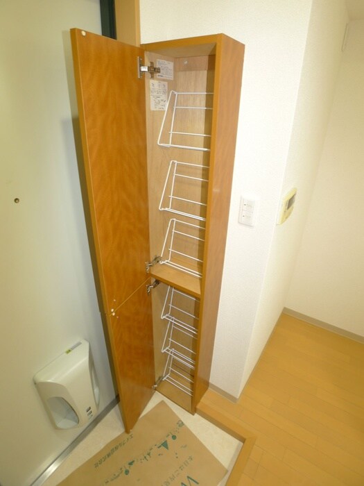 物件内観写真17　(靴箱)