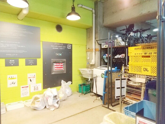 物件外観写真4　(建物設備)