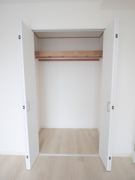 物件内観写真13　(収納)