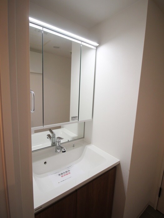 物件内観写真13　(洗面)