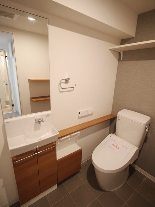 物件内観写真15　(トイレ)