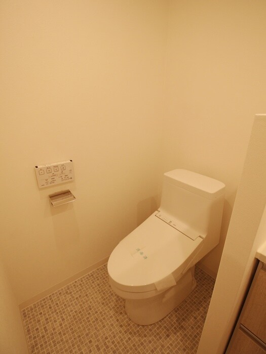 物件内観写真15　(トイレ)