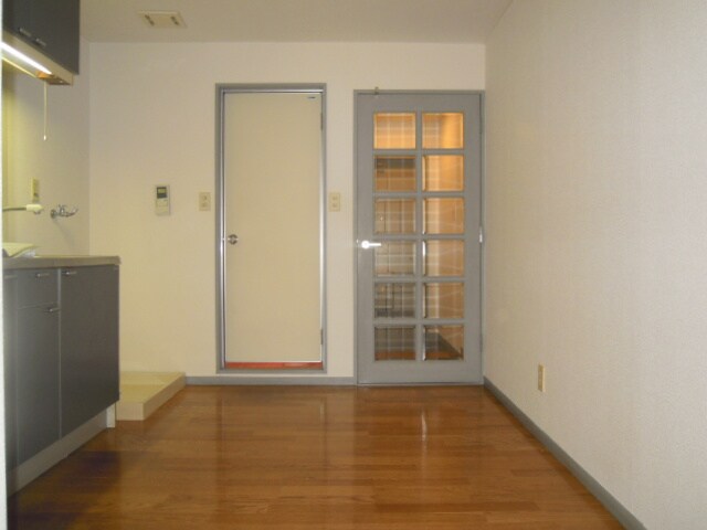 物件内観写真13　(居室)