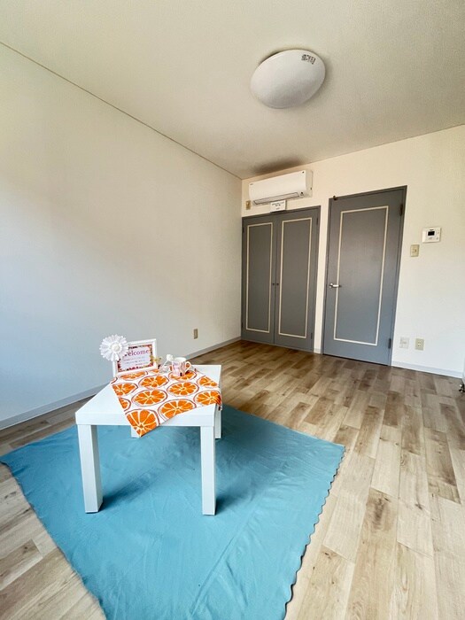 物件内観写真8　(居室)