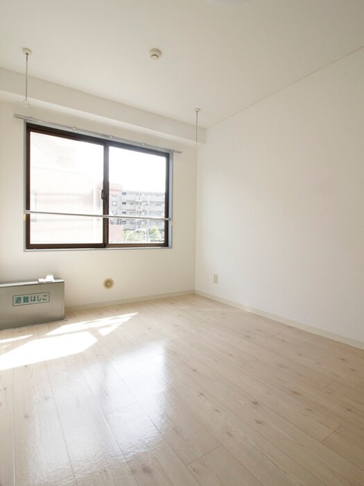 物件内観写真22　(居室)