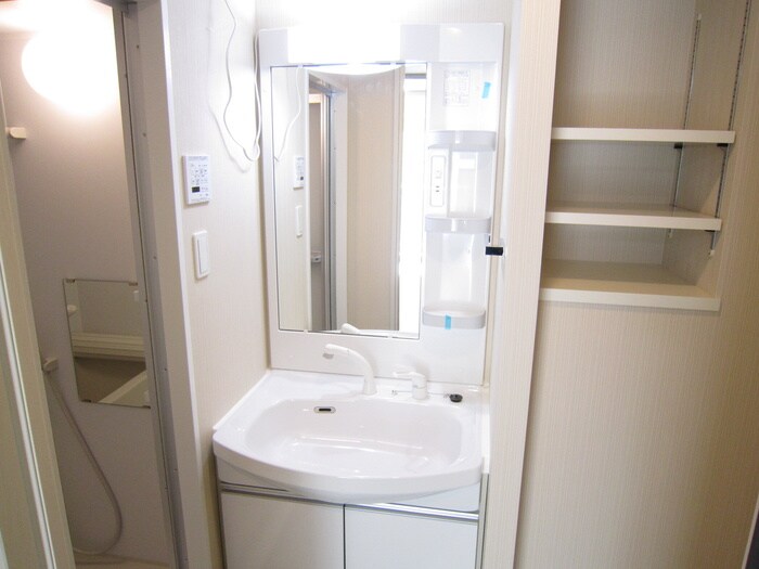 物件内観写真11　(洗面)