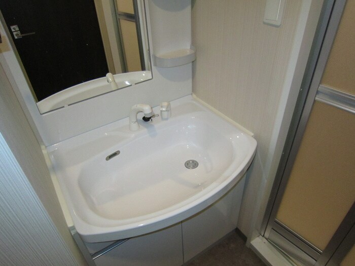 物件内観写真12　(洗面)