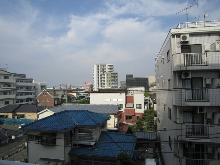 物件内観写真22　(室内からの展望)