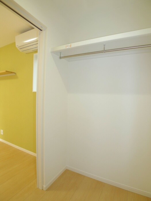 物件内観写真11　(収納)