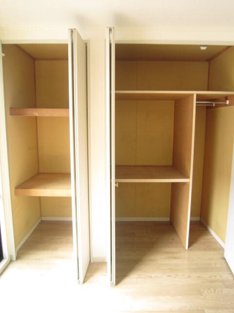 物件内観写真5　(収納)