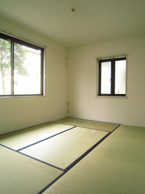 物件内観写真6　(居室)