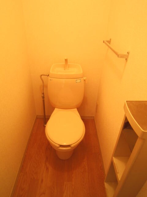 物件内観写真12　(トイレ)