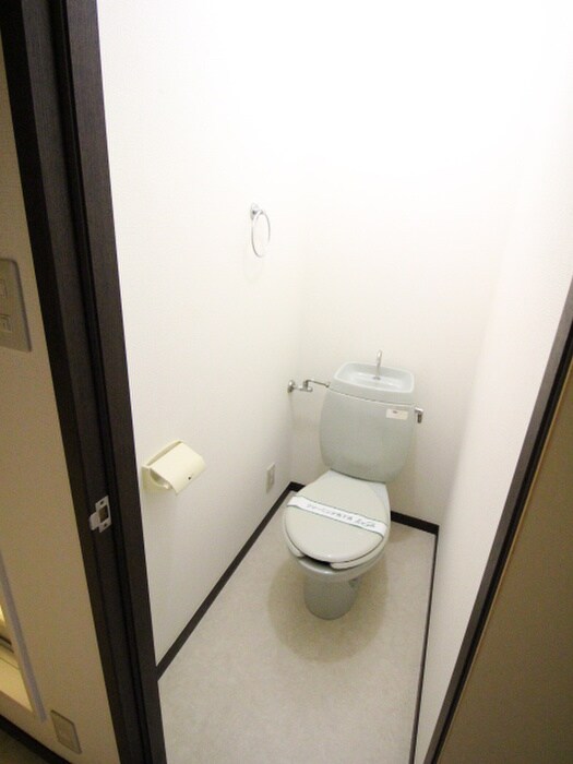 物件内観写真15　(トイレ)