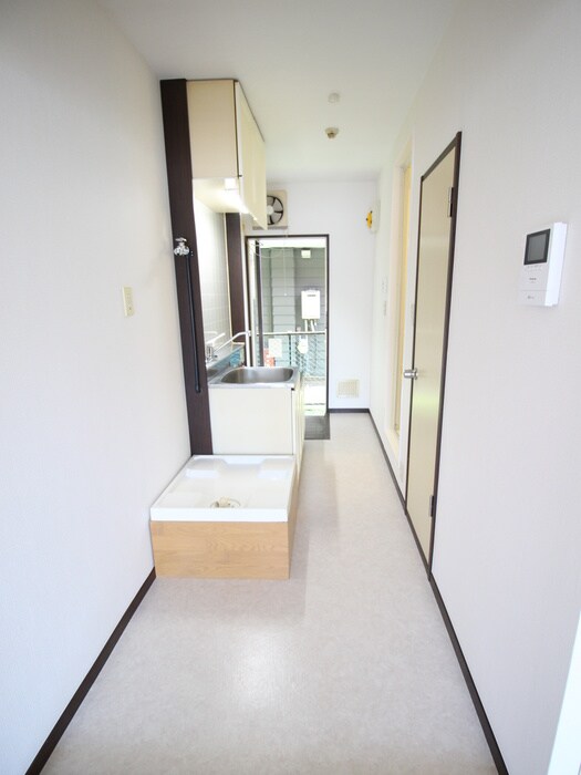 物件内観写真18　(廊下)