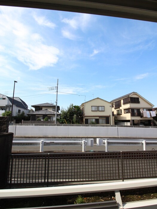 物件内観写真21　(室内からの展望)