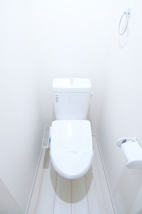 物件内観写真12　(トイレ)