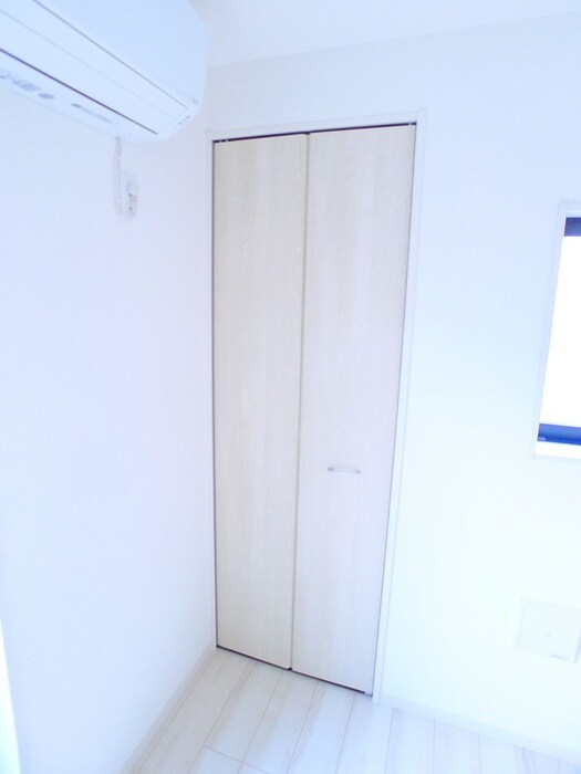 物件内観写真15　(収納)