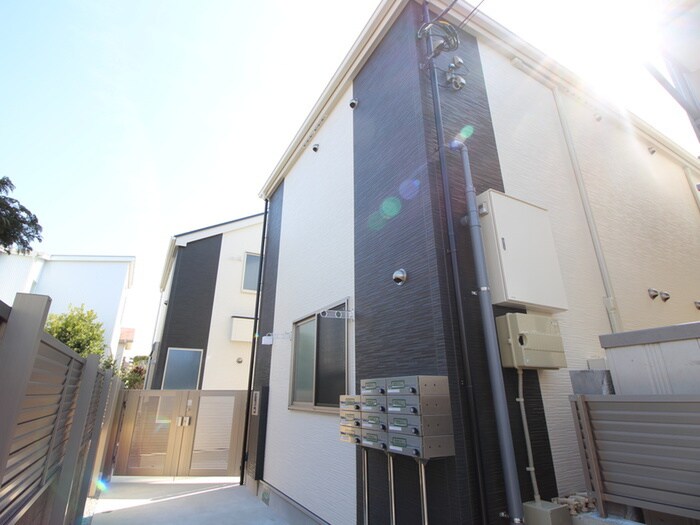 物件外観写真1　(外観写真)