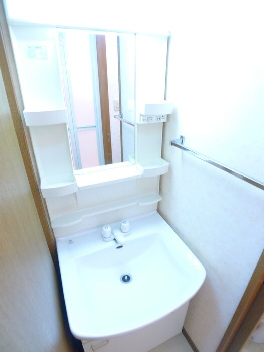 物件内観写真10　(洗面)