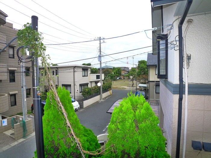 物件内観写真18　(室内からの展望)