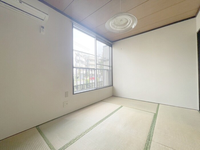 物件内観写真9　(居室)