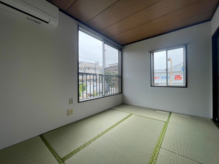 物件内観写真9　(居室)